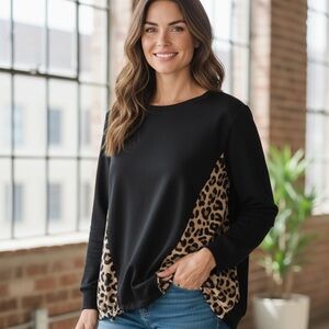 Chico’s Black and Leopard Print Women's Top L